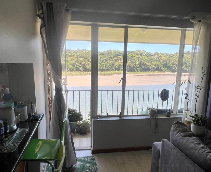 2 Bedroom Property for Sale in Bonza Bay Eastern Cape